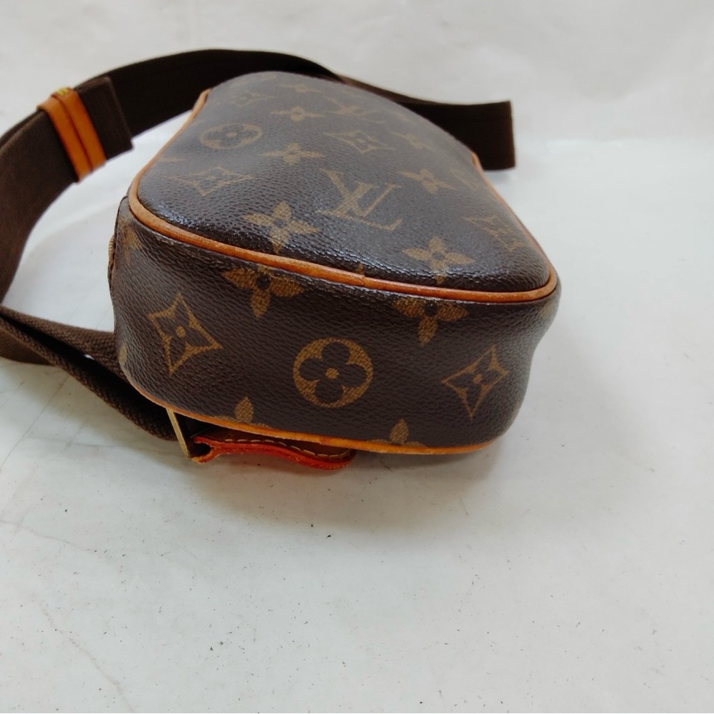 Louis Vuitton Monogram Canvas Brown and Tan Crossbody Belt Bag - Picture 5 of 9